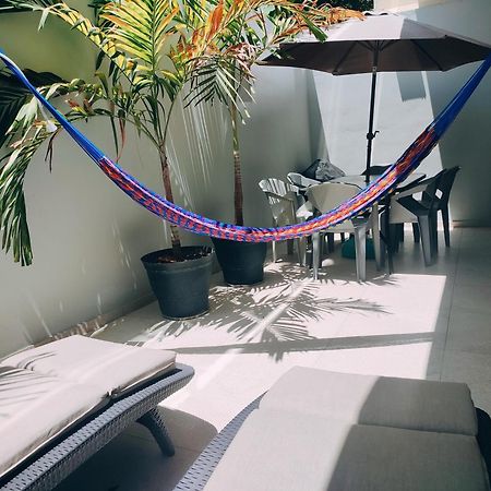 Modern 1 Bedroom Suite By Beach Great Location! 푸에르토 모렐로스 외부 사진