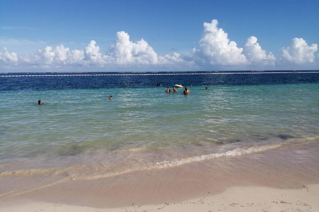 Modern 1 Bedroom Suite By Beach Great Location! 푸에르토 모렐로스 외부 사진