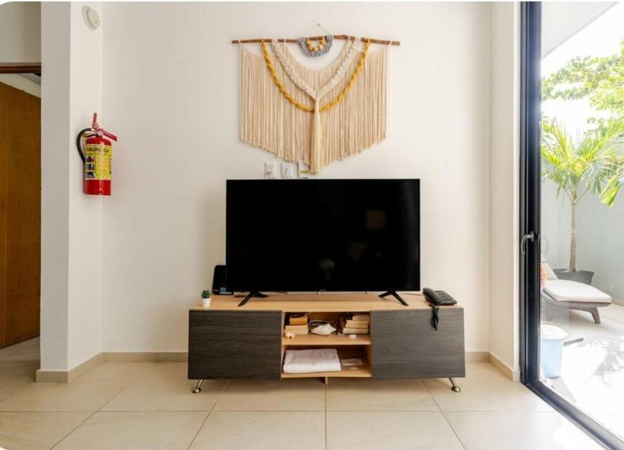 Modern 1 Bedroom Suite By Beach Great Location! 푸에르토 모렐로스 외부 사진
