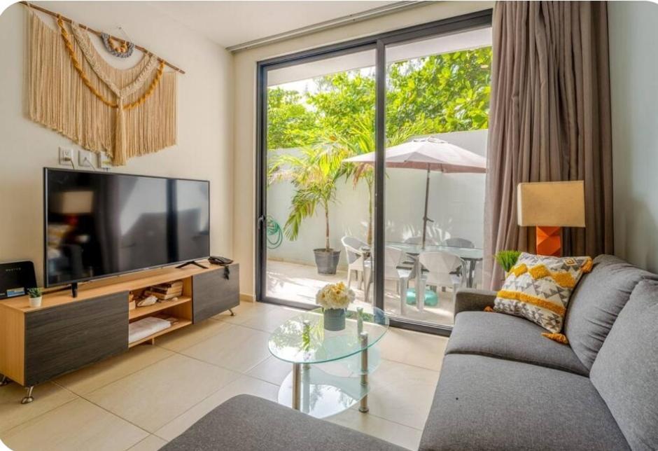 Modern 1 Bedroom Suite By Beach Great Location! 푸에르토 모렐로스 외부 사진