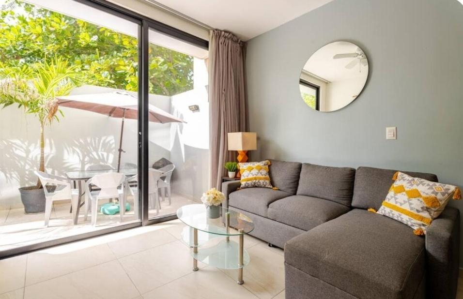 Modern 1 Bedroom Suite By Beach Great Location! 푸에르토 모렐로스 외부 사진