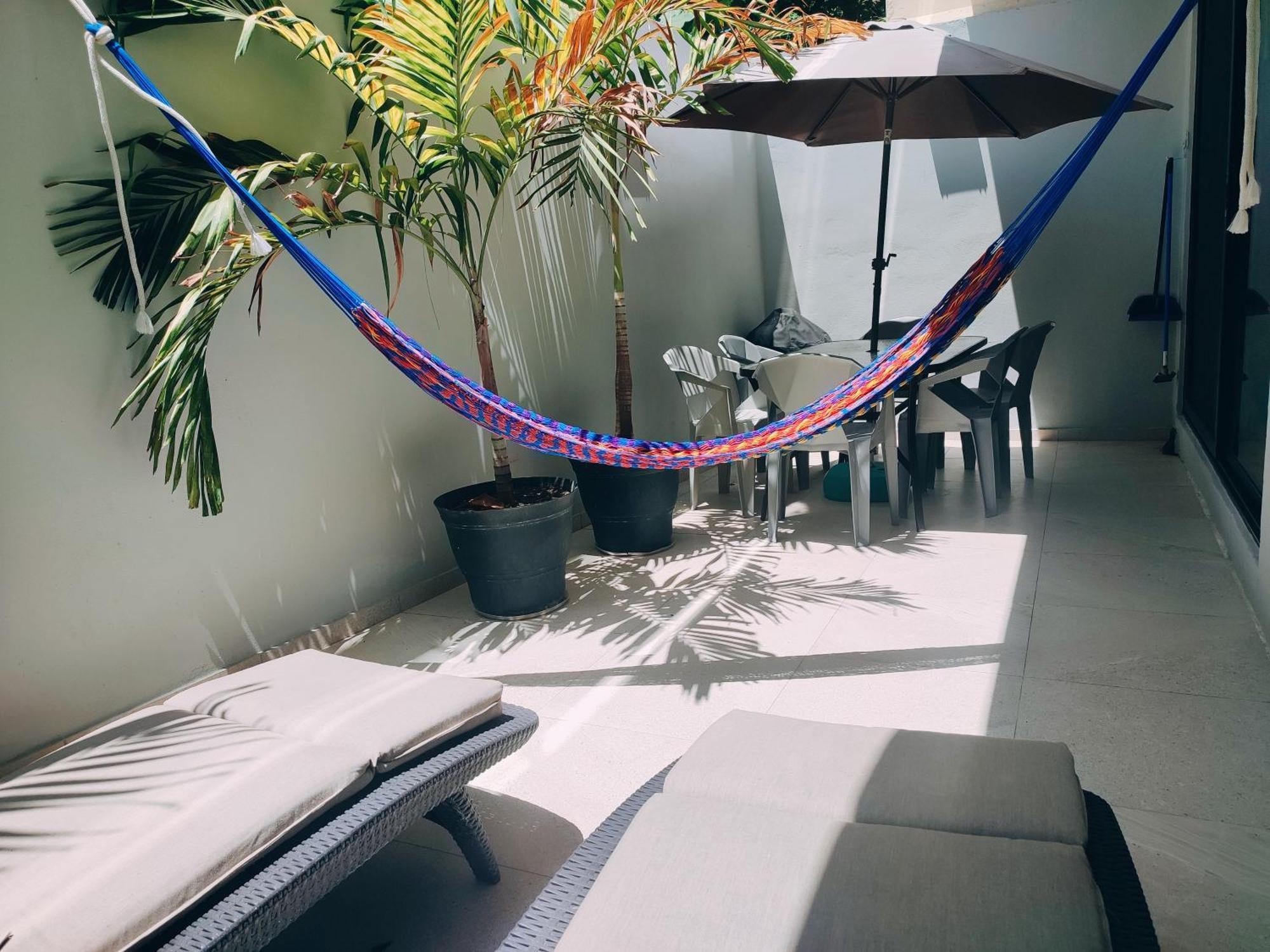 Modern 1 Bedroom Suite By Beach Great Location! 푸에르토 모렐로스 외부 사진
